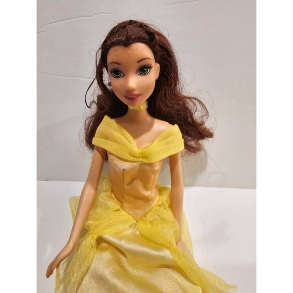 Lot of 2 Vintage Disney Belle Beauty & the Beast Barbie Doll Yellow Dress FLAWS - Picture 7 of 16